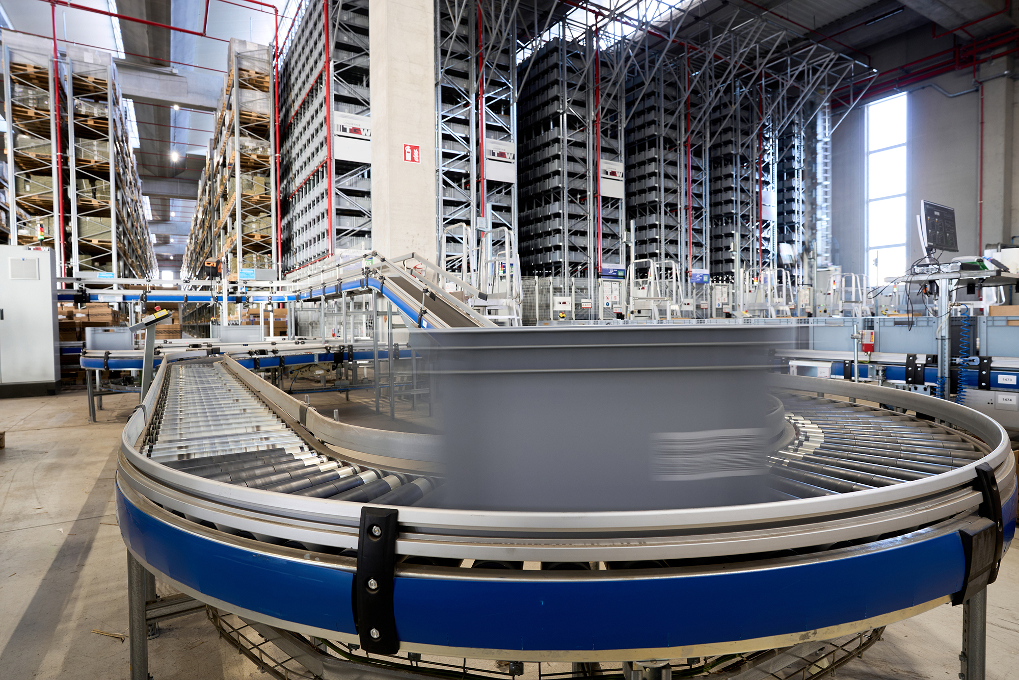 Gestione logistica del magazzino automatizzata