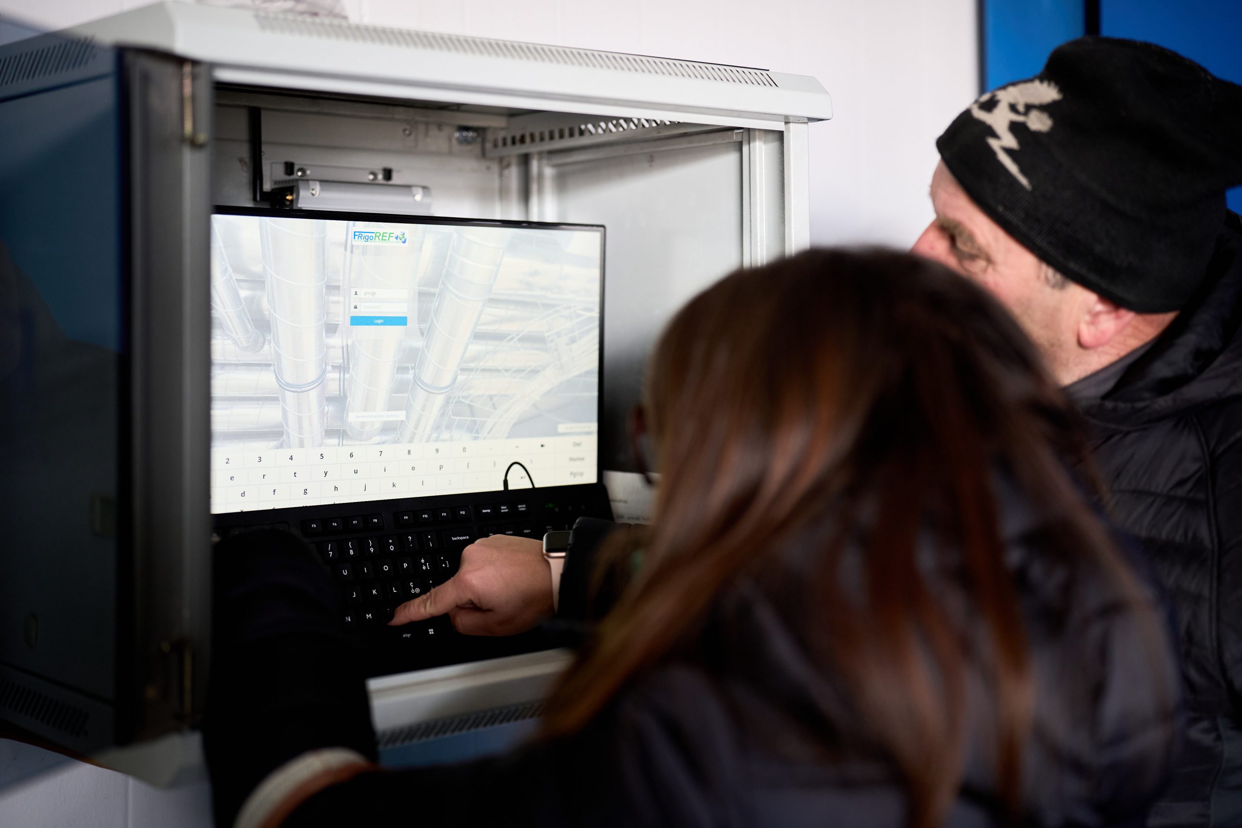 Controllo da remoto per monitoraggio digitale del magazzino